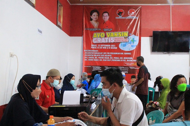 Puluhan Ribu Warga Berpartisipasi...