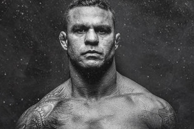 Usai KO Holyfield, Belfort...