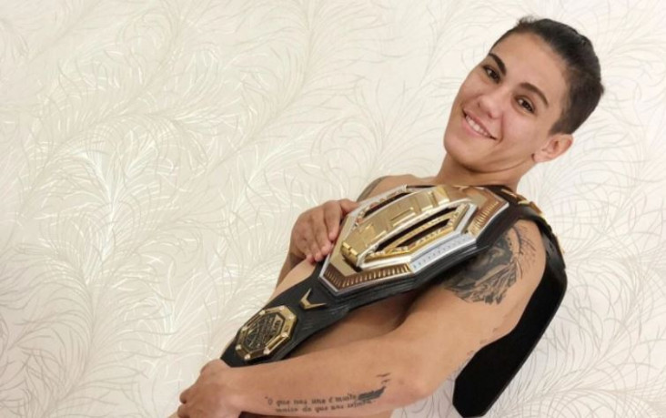 Pesona Jessica Andrade...
