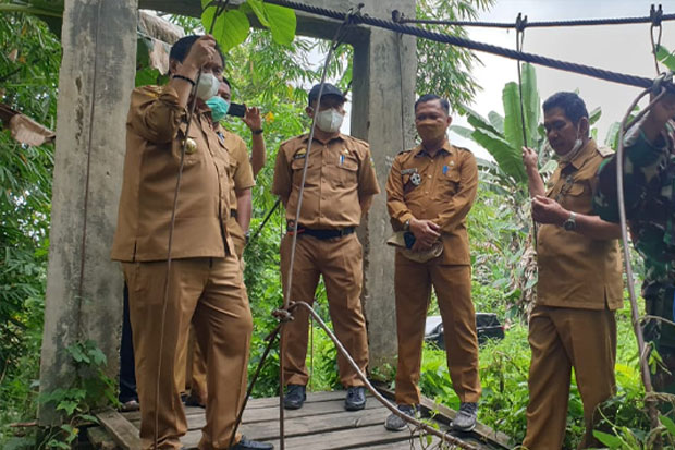 Rusak Diterjang Banjir,...