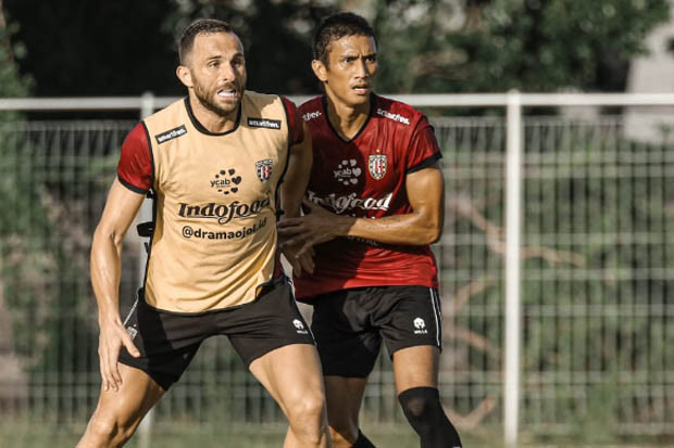 Reuben Silitonga Resmi...