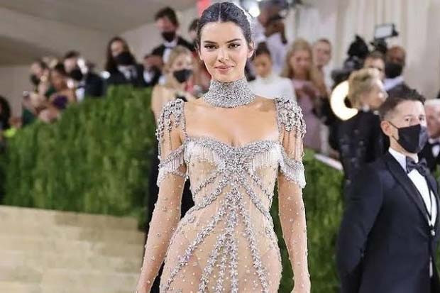 Met Gala 2021 Diwarnai...