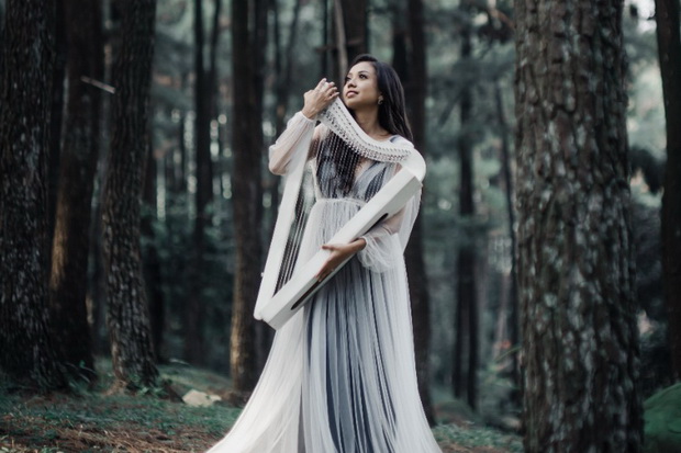 Rilis Loved, Rose Mystica...