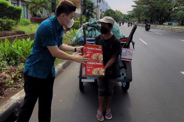 Bantu Masyarakat Terdampak...
