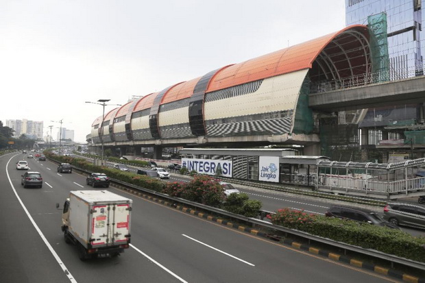 LRT Ditarget Mulai Beroperasi...