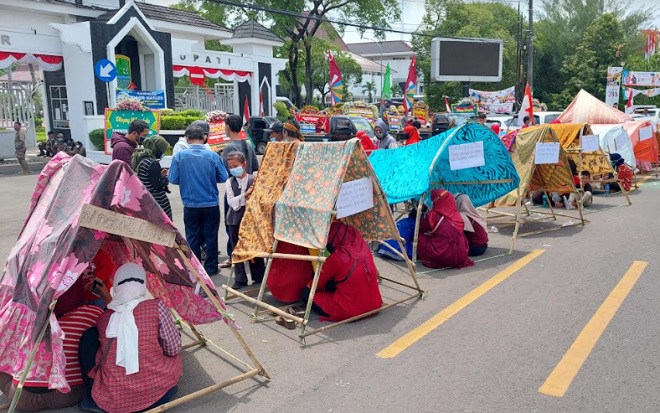 Harga Pasar Rp1,6 jt,...