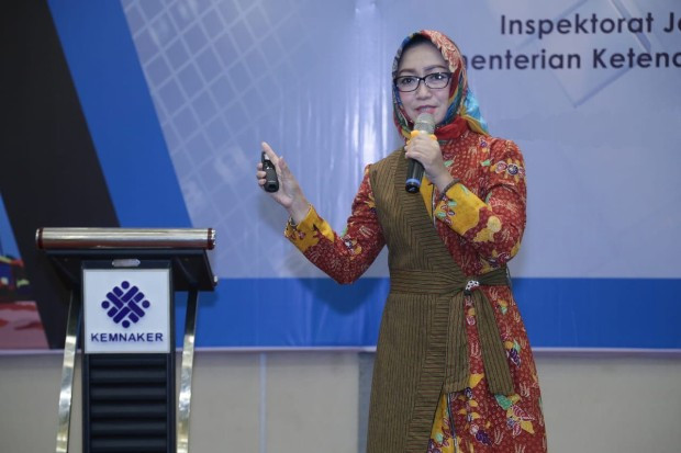 Kemnaker Bertekad Pertahankan...