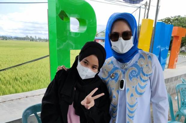 Wakil Bupati Merlan...