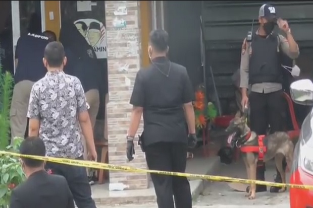 Pembunuhan Ibu dan Anak...