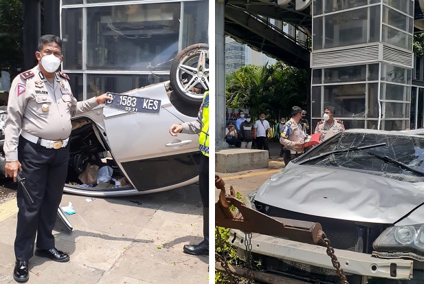 Sedan Terguling di Depan...