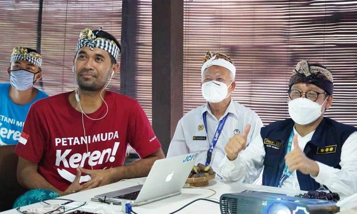 Petani Milenial Bali...