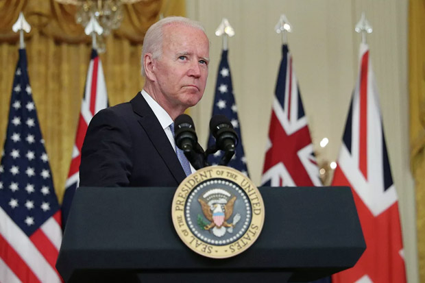 Blunder, Biden Lupa...