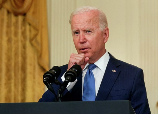 Biden Batuk Terus-menerus,...