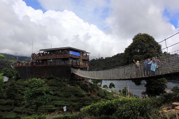 6 Tempat Wisata Berstandar...