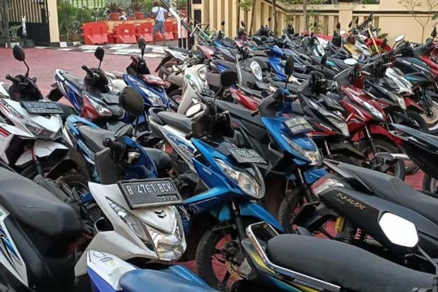 Puluhan Remaja Hendak...