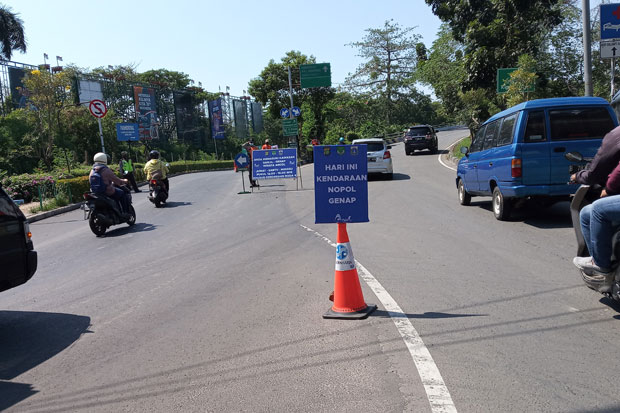 Hari ke-2 Ganjil Genap...