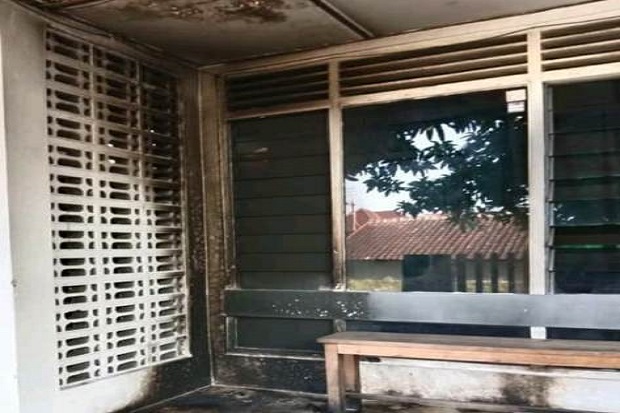 LBH Yogyakarta Dilempar...
