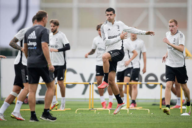 Jelang Juventus vs AC...