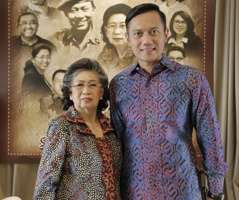 Mertua SBY Wafat, AHY...