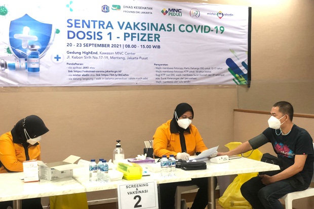 Sentra Vaksinasi MNC...