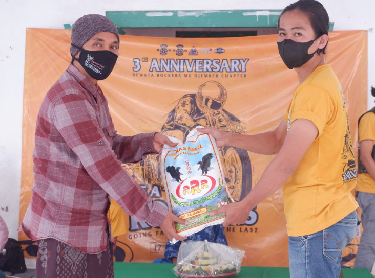 Tak Hanya Touring, Komunitas...