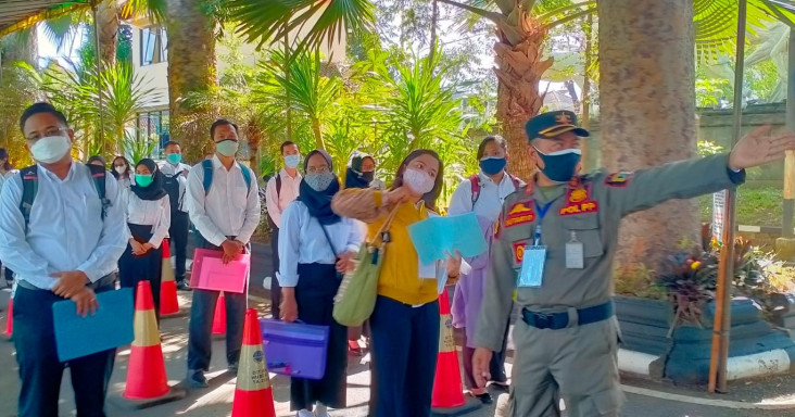 Berebut 235 Formasi,...