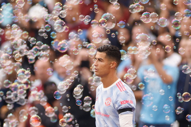 Ronaldo Nyaris Dibajak...