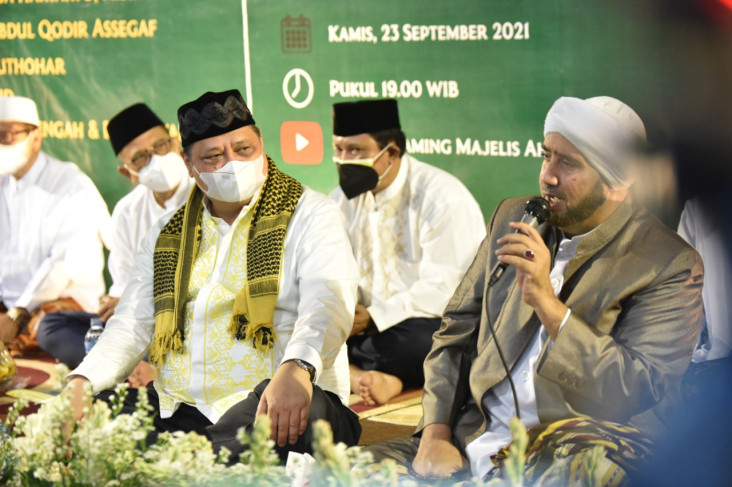 Airlangga Tafsirkan...