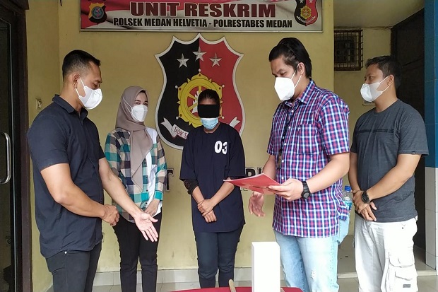 Apes! Batal Bersetubuh,...