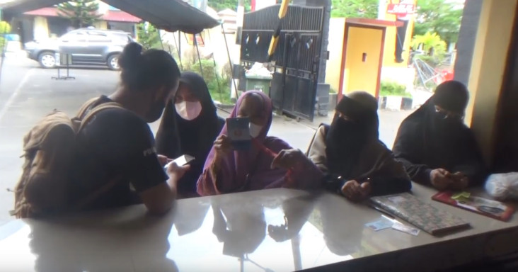 Keterlaluan! Nenek Jukir...