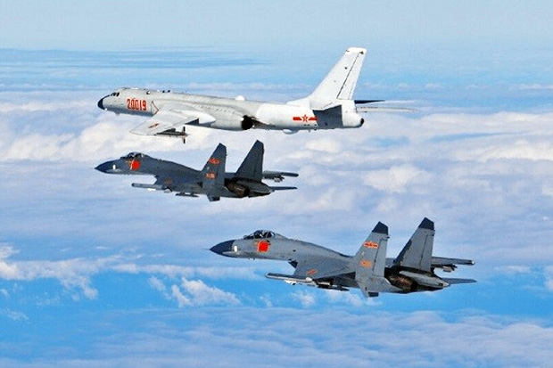 Kirim Puluhan Jet dan...