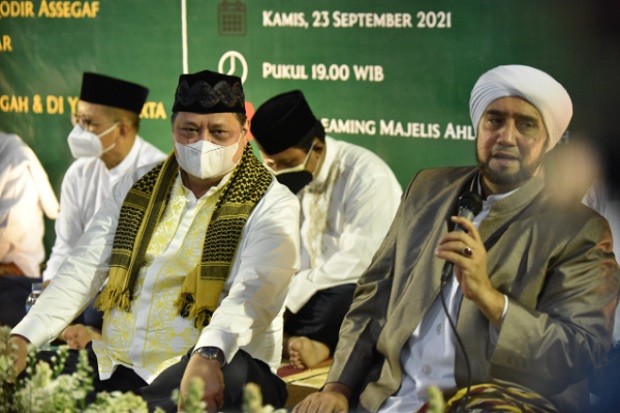Haul Ki Ageng Gribig,...