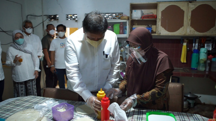 Didatangi Menko Airlangga,...
