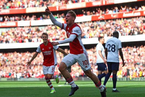 Hasil Babak I Arsenal...