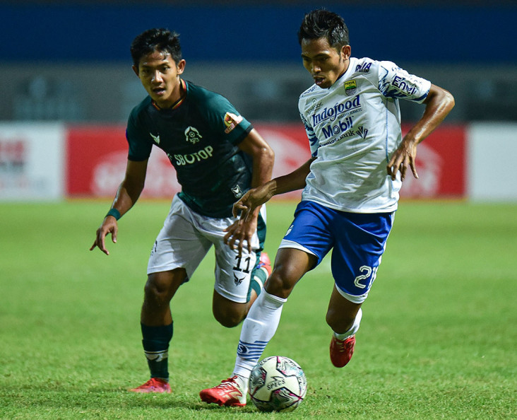 Liga 1: Persib Imbang...