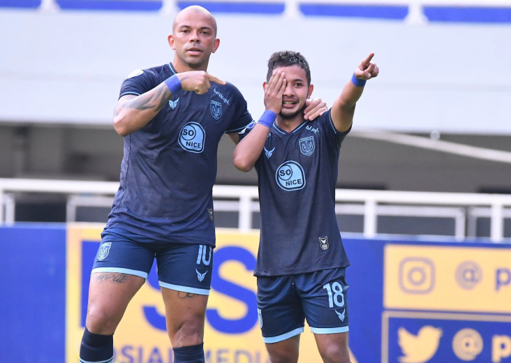 Hasil Liga 1 Persela...