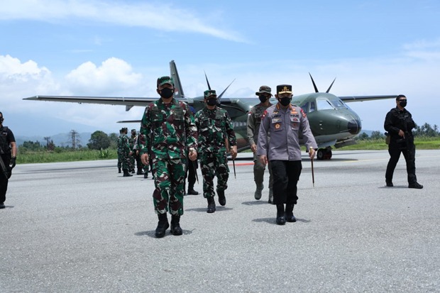Panglima TNI dan Kapolri...