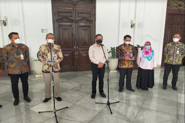 Rencana Wisata Malam...