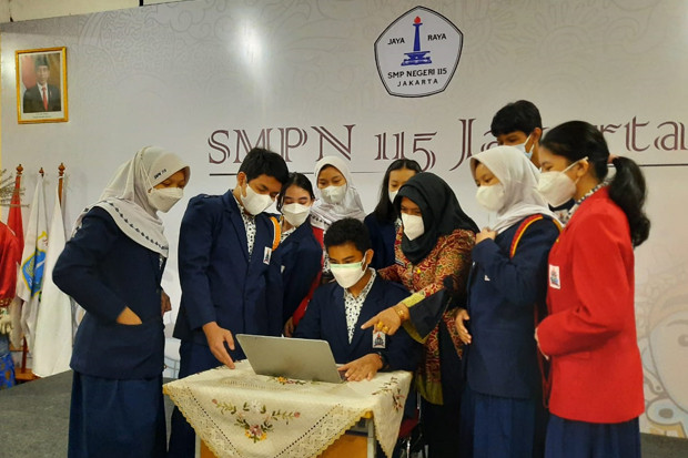 HUT SMPN 115 Jakarta...