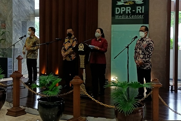 DPR Terima Surpres Ibu...