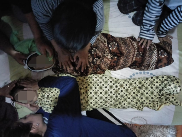 Tangis Histeris Ibu...