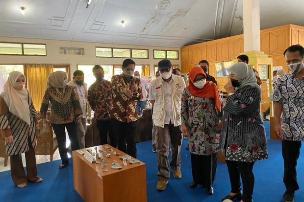 Kemitraan Industri Besar...