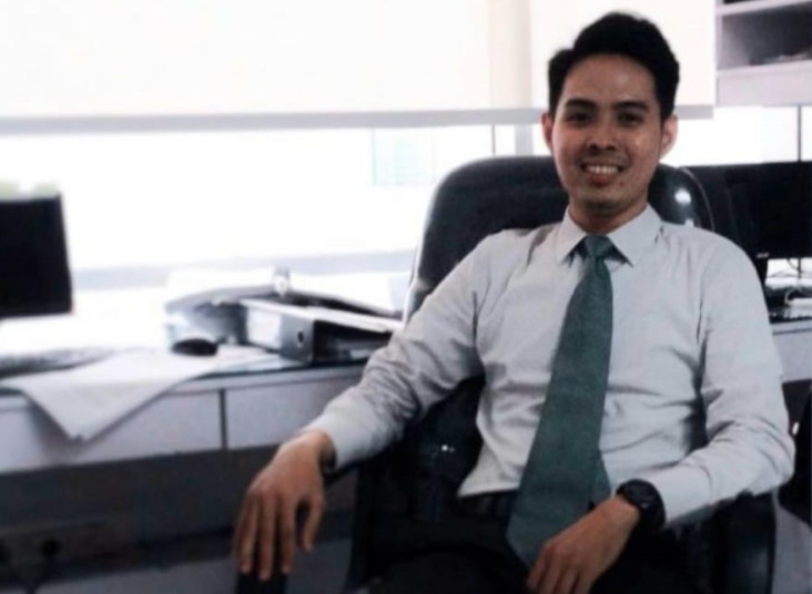 Istri Bos Kapal Api...