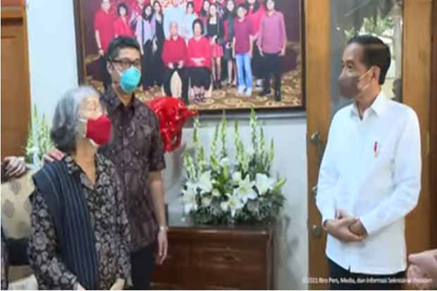 Presiden Jokowi Melayat...