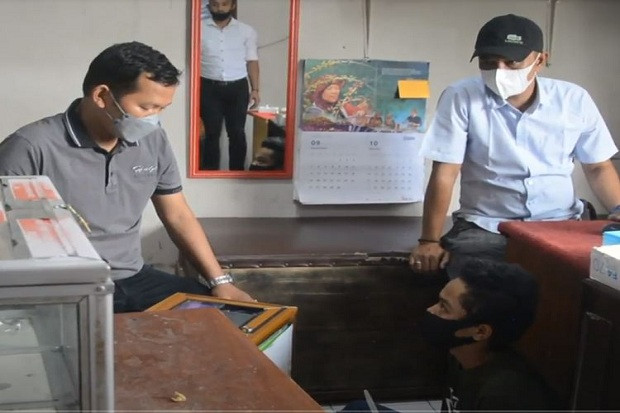 Bobol Kotak Amal Musala...