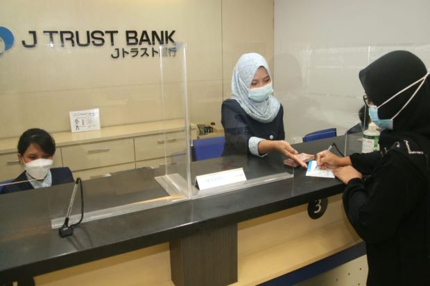 Bank J Trust Pastikan...