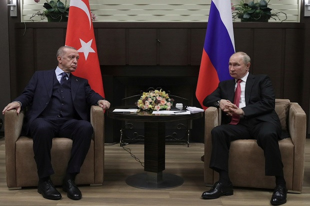 Tegang dengan AS, Putin...
