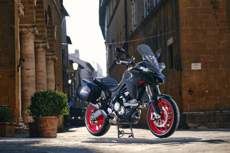 Ducati Multistrada V2...