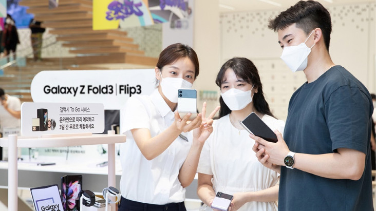 Penjualan Galaxy Z Fold3...