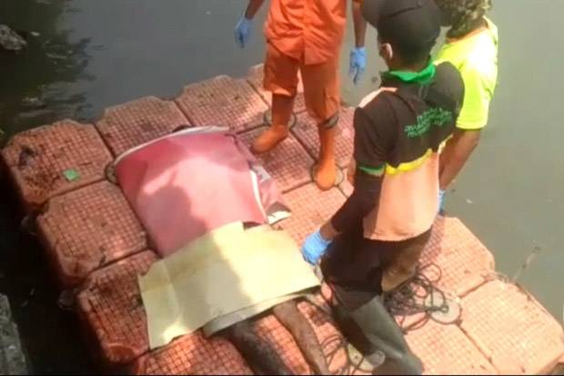 Polisi Buru Anak Punk...